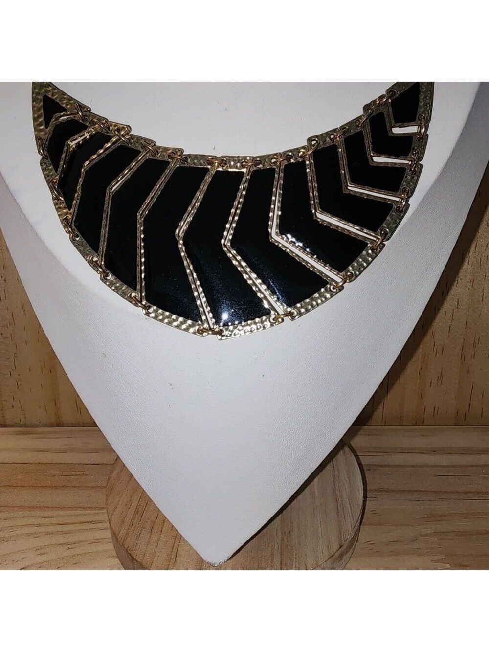 Black and Gold Necklace - Picture 3 of 5